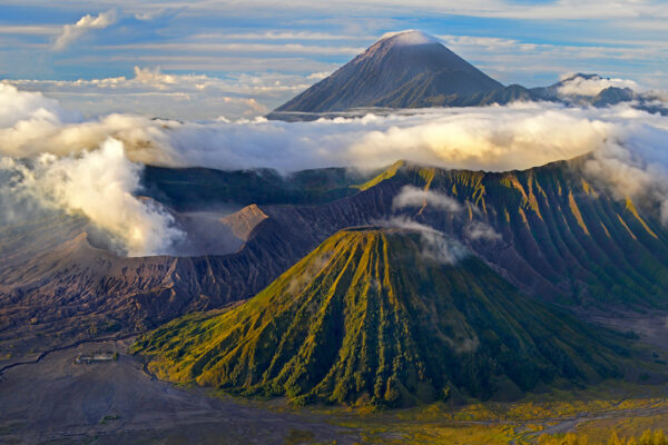 BROMO EN SEMERU